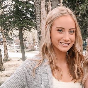 Meet your Posher, Anna